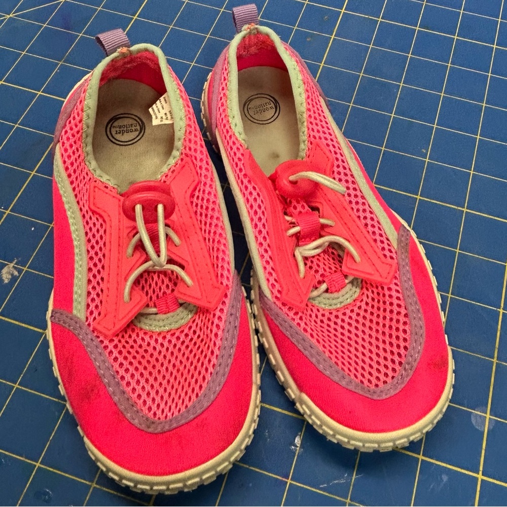 Girls Aqua Shoes - Size 13/1